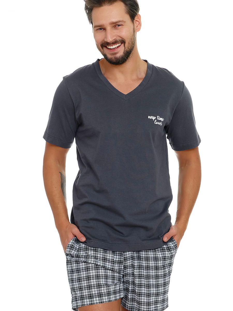  Pyjama model 180320 Doctor Nap 
