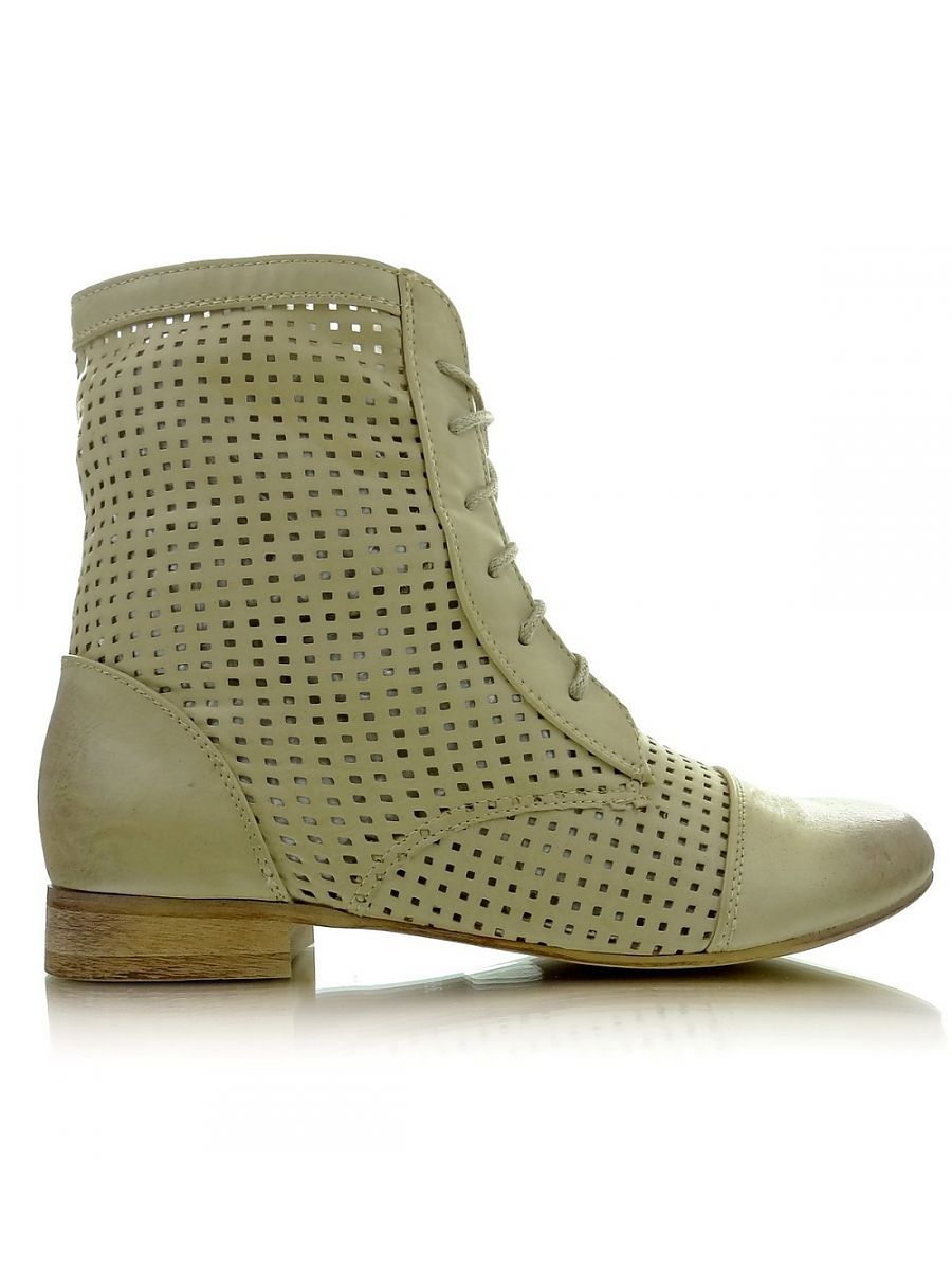  Boots model 26438 Heppin 