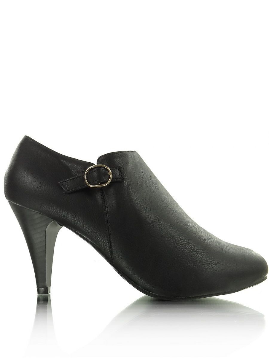  Heeled low shoes model 31964 Heppin 