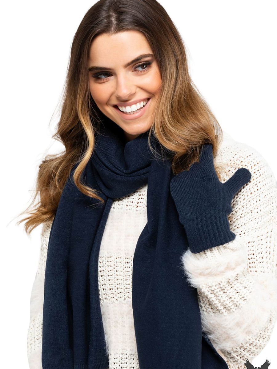  Shawl model 205736 Kamea 