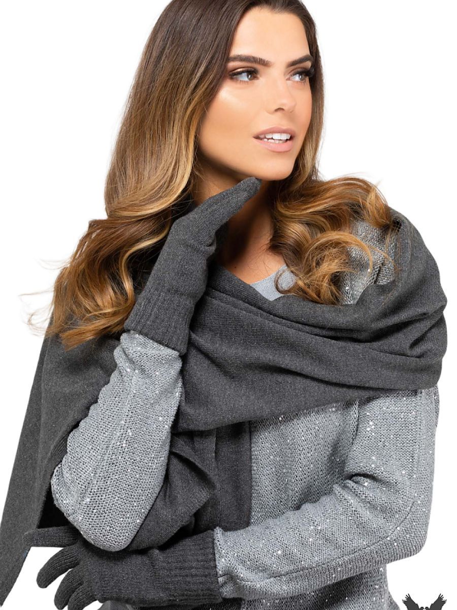  Shawl model 205739 Kamea 