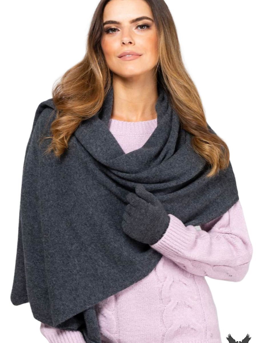  Shawl model 205767 Kamea 