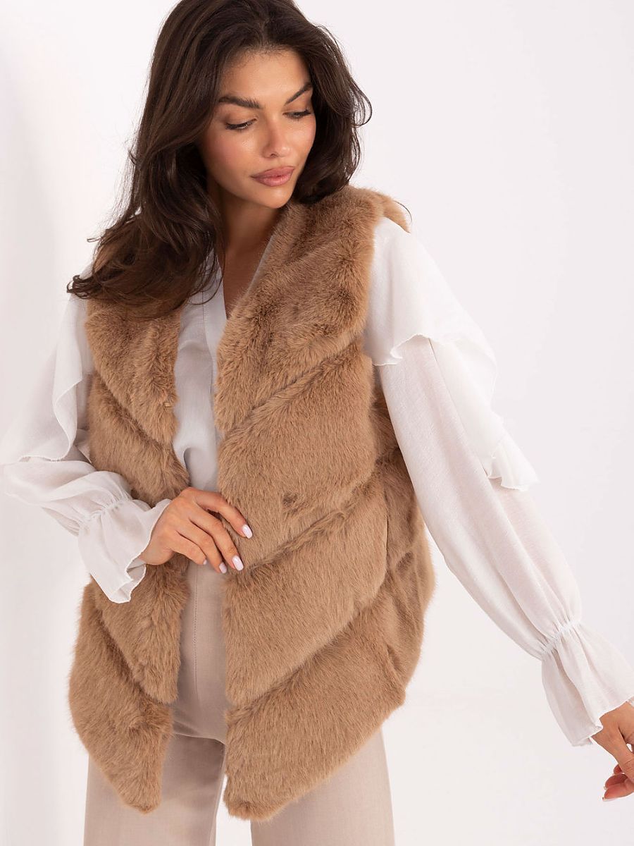  Gilet model 218793 AT 